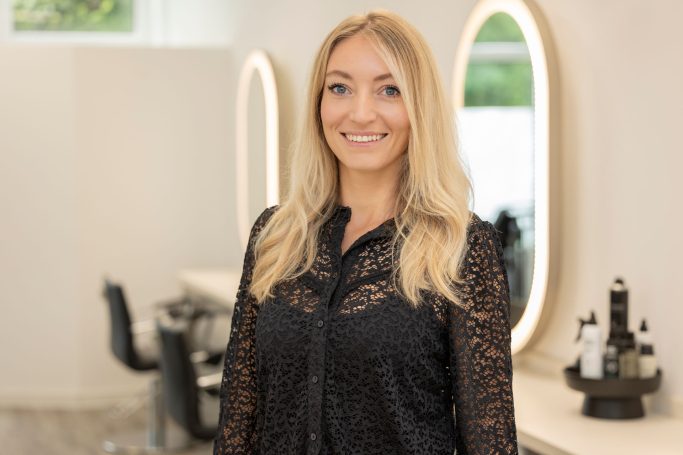 Carina I Inhaberin & Friseurmeisterin